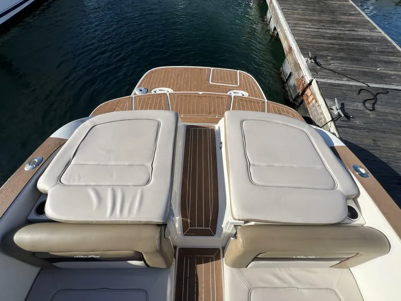 Slide: The Image of Sea Ray 300 SLX 2012 - 4
