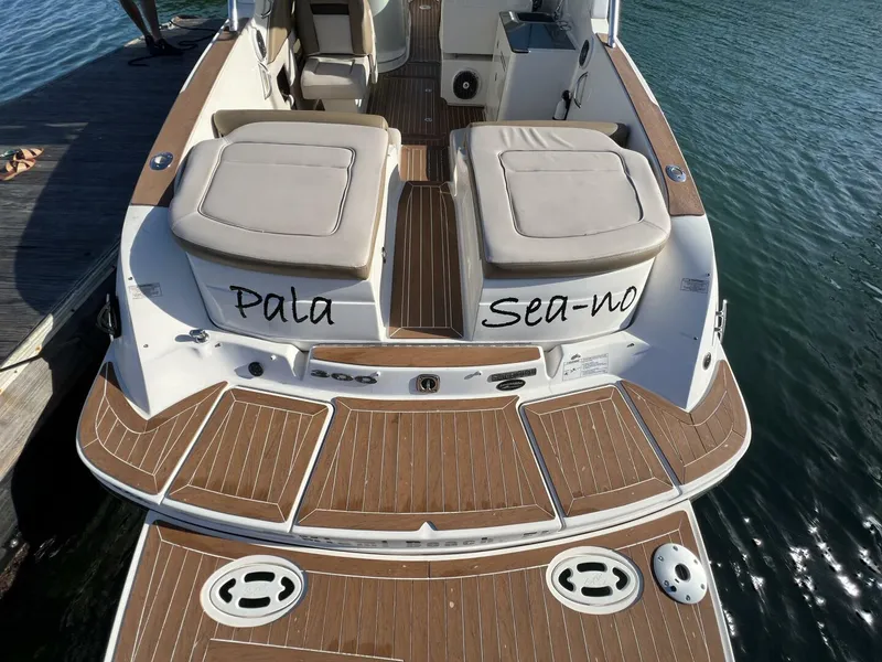 Slide: The Image of Sea Ray 300 SLX 2012 - 5