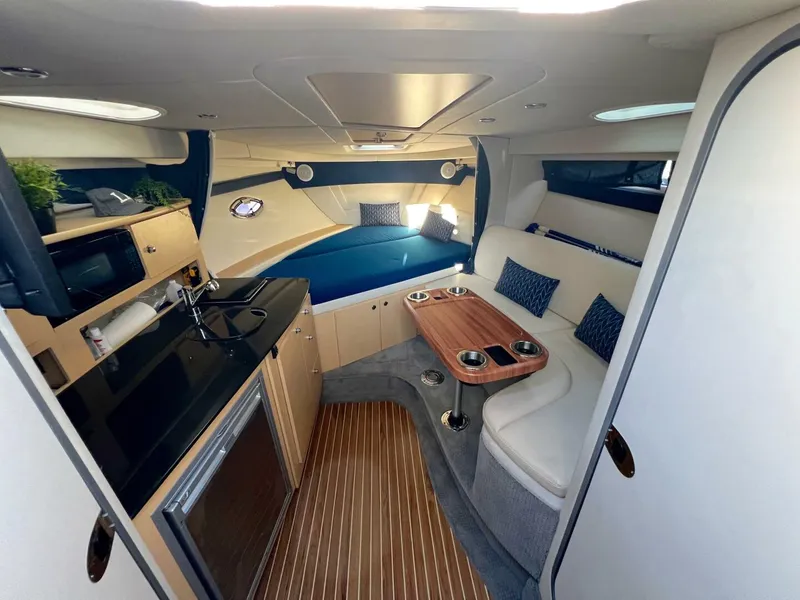 Slide: The Image of Bayliner 335 2012 - 32