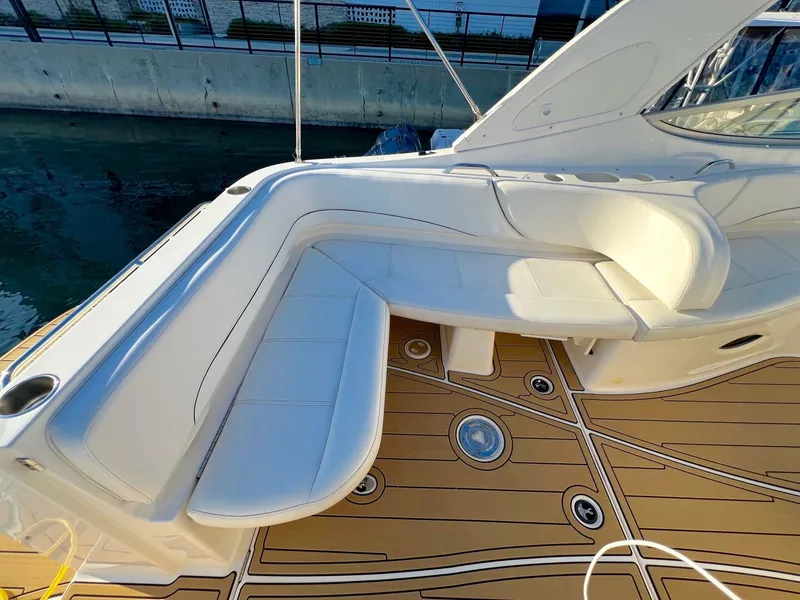 Slide: The Image of Bayliner 335 2012 - 37