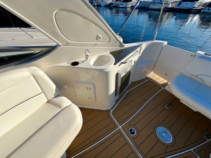Slide: The Image of Bayliner 335 2012 - 45