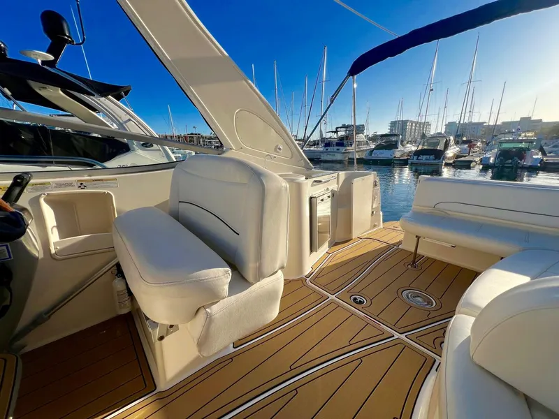 Slide: The Image of Bayliner 335 2012 - 47