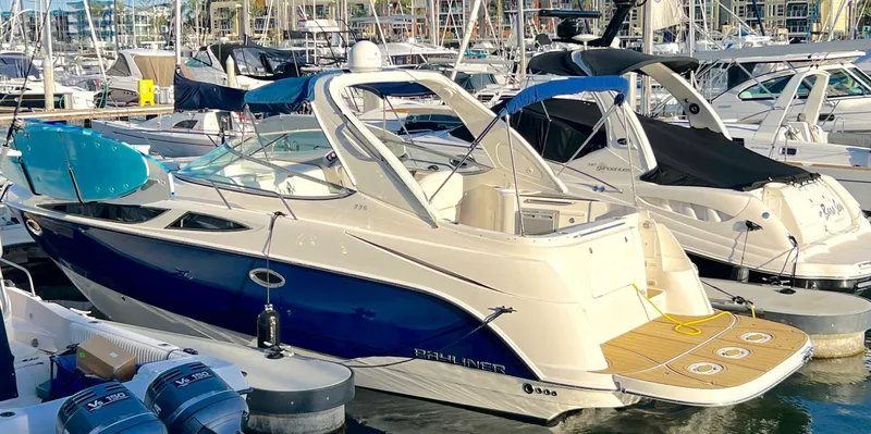 Slide: The Image of Bayliner 335 2012 - 8