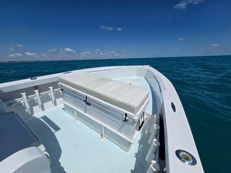Slide: The Image of Contender Custom 33 Center Console 2012 - 10