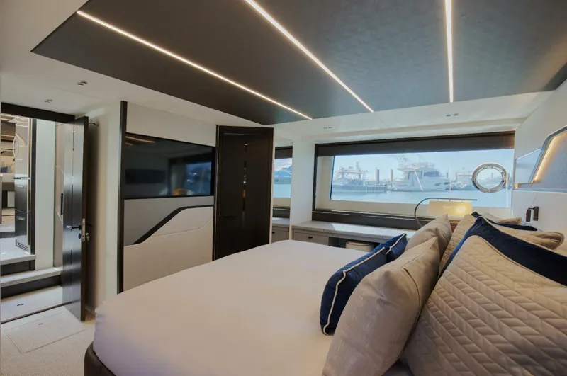 Slide: The Image of Sunseeker Sport Yacht 2023 - 28