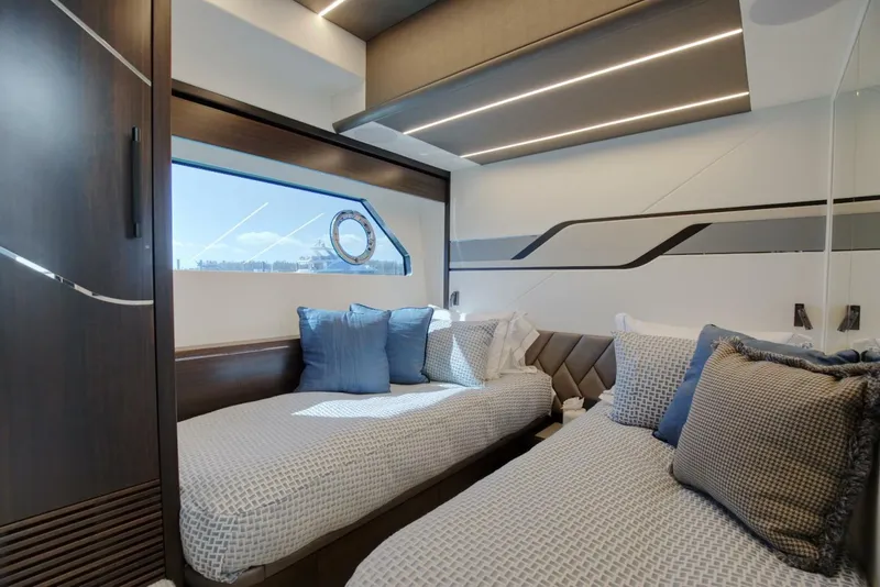 Slide: The Image of Sunseeker Sport Yacht 2023 - 30