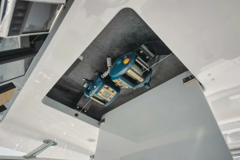 Slide: The Image of Valhalla Boatworks V-41 2023 - 22