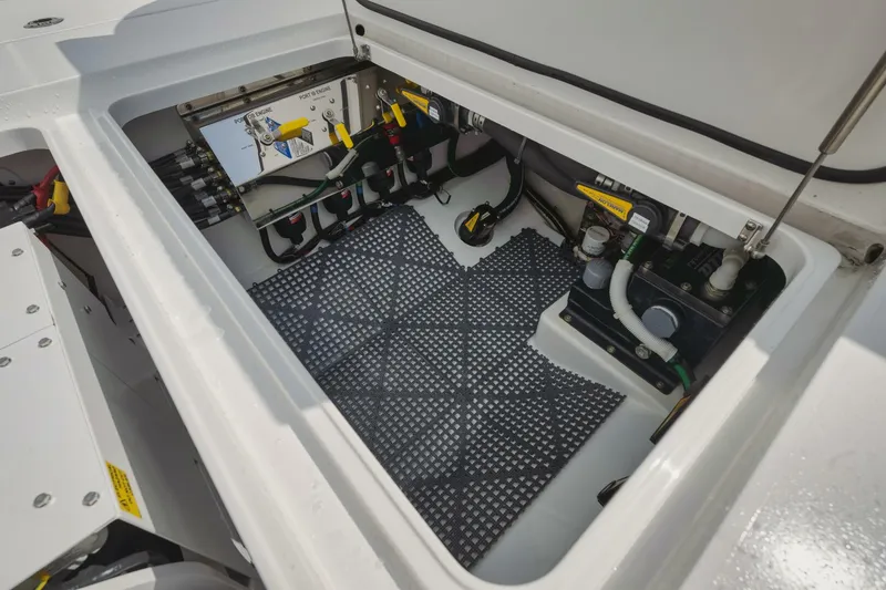 Slide: The Image of Valhalla Boatworks V-41 2023 - 32