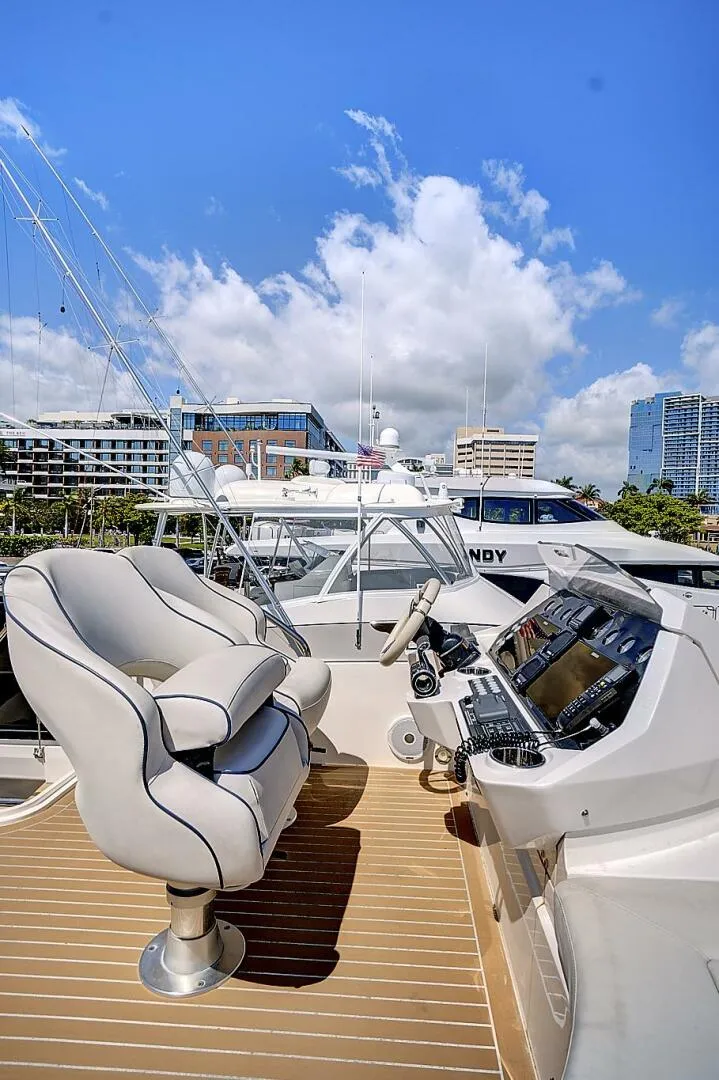 Slide: The Image of Sunseeker 68 Sport Yacht 2017 - 22