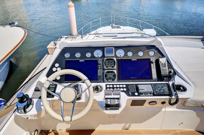 Slide: The Image of Sunseeker 68 Sport Yacht 2017 - 25