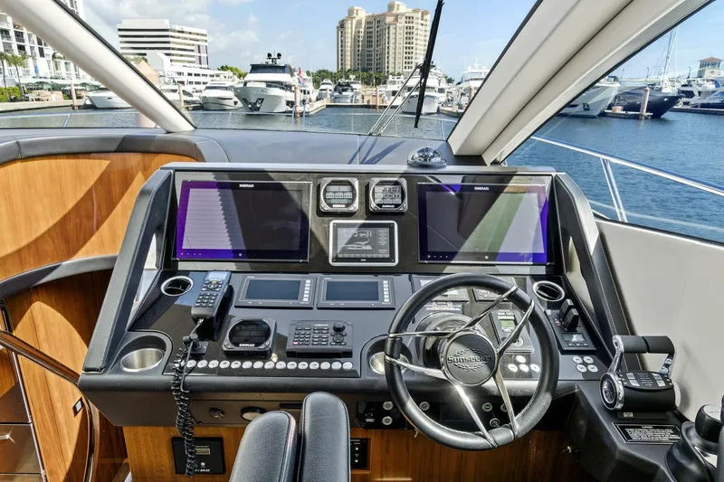 Slide: The Image of Sunseeker 68 Sport Yacht 2017 - 38