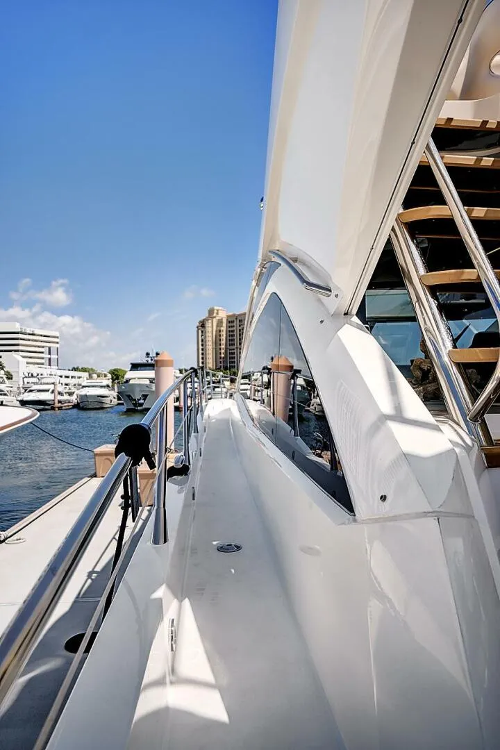 Slide: The Image of Sunseeker 68 Sport Yacht 2017 - 5