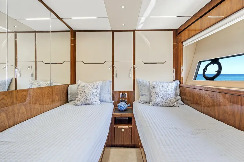 Slide: The Image of Sunseeker 68 Sport Yacht 2017 - 54