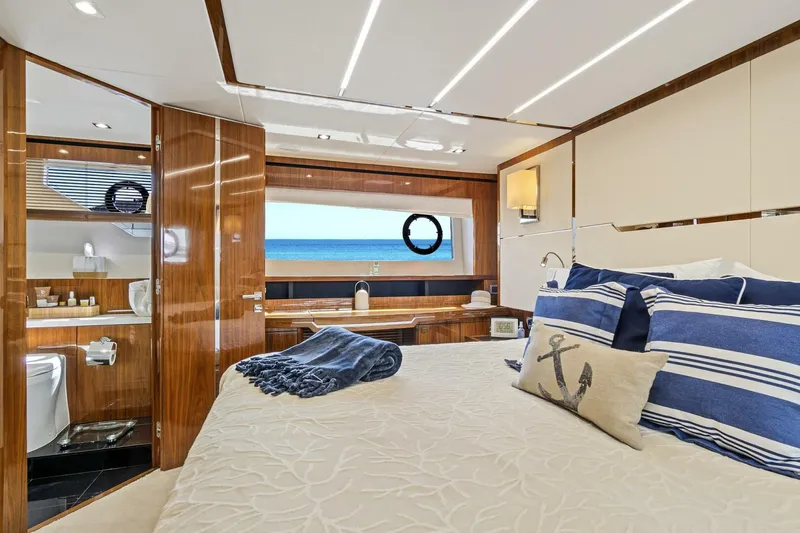 Slide: The Image of Sunseeker 68 Sport Yacht 2017 - 57