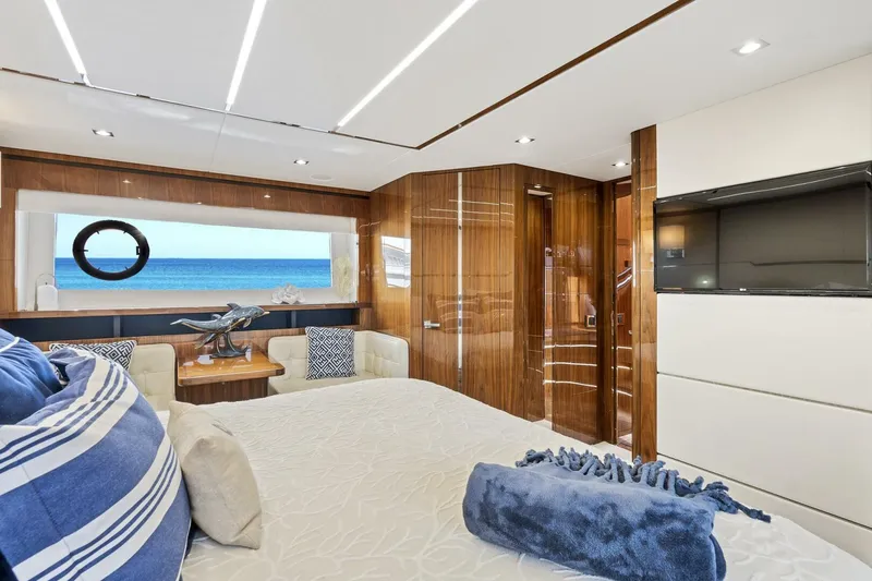 Slide: The Image of Sunseeker 68 Sport Yacht 2017 - 60