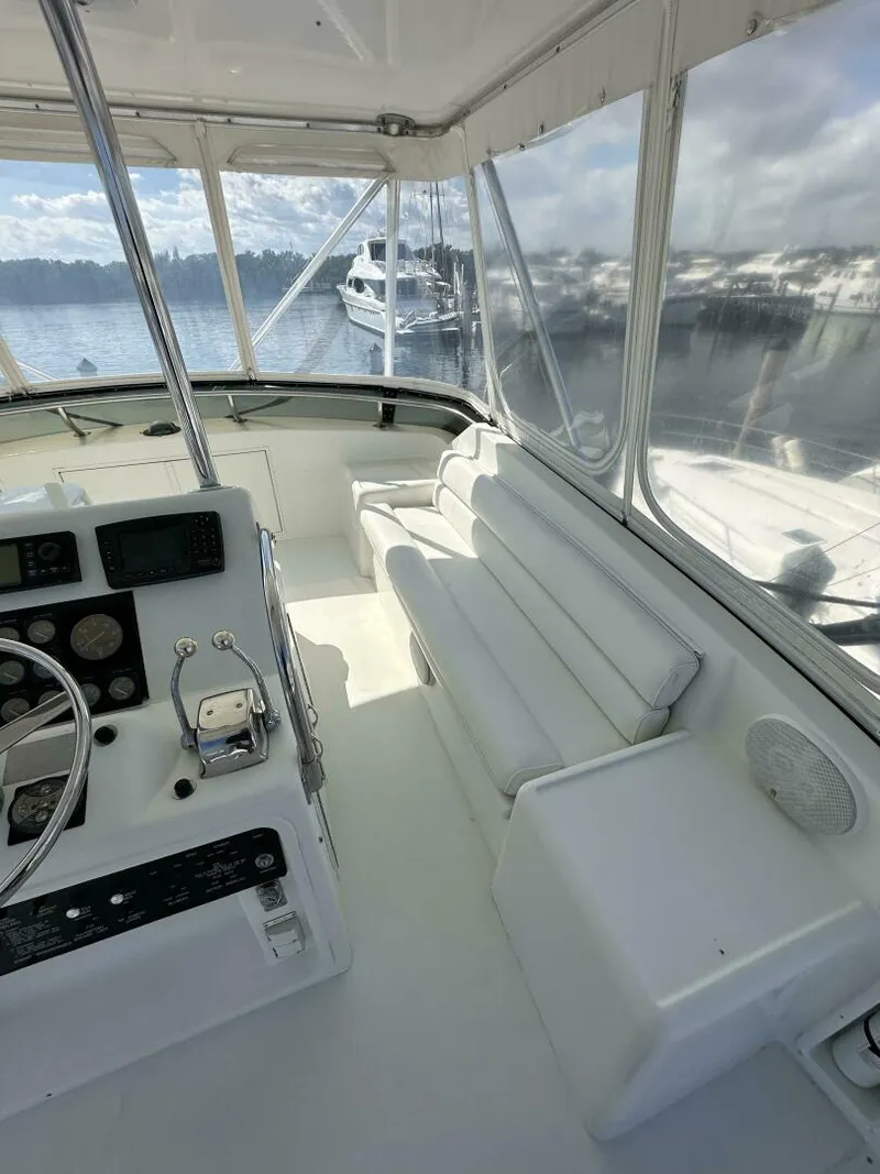 Slide: The Image of Hatteras 50 Convertible 1992 - 46