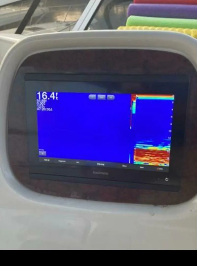 Slide: The Image of Sea Ray 400 Sedan Bridge 2001 - 14