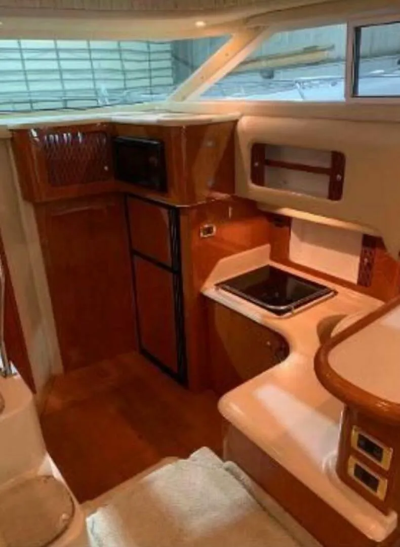 Slide: The Image of Sea Ray 400 Sedan Bridge 2001 - 7