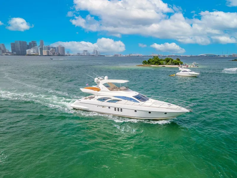 Slide: The Image of Azimut 62 2004 - 27