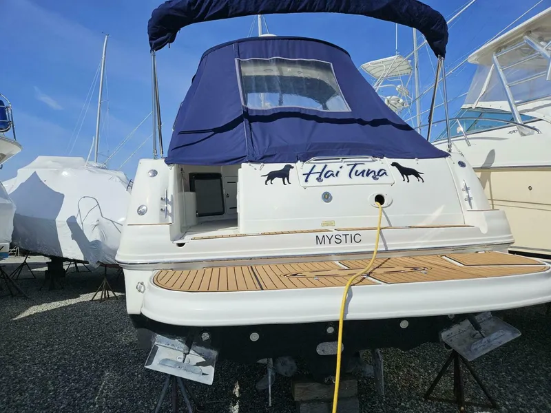 Slide: The Image of Sea Ray 320 2004 - 24