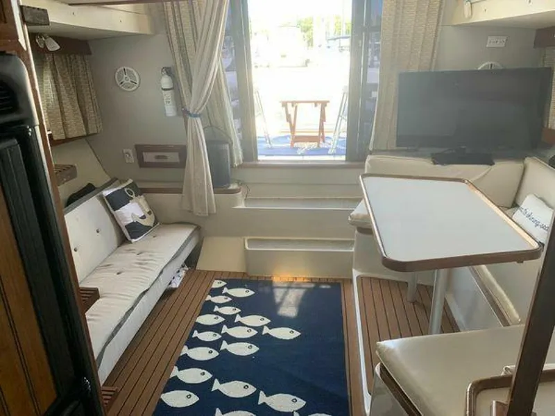 Slide: The Image of Carver Yachts Mariner 3297 1990 - 13