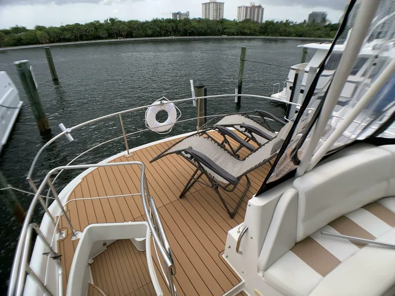 Slide: The Image of Carver Yachts 56 Voyager 2006 - 12