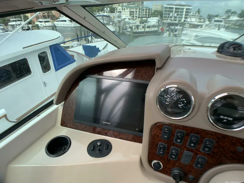 Slide: The Image of Carver Yachts 56 Voyager 2006 - 7