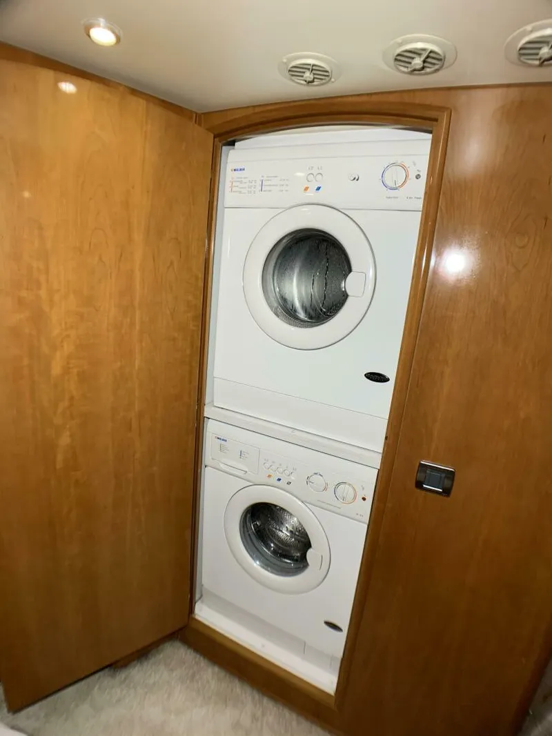 Slide: The Image of Carver Yachts 56 Voyager 2006 - 73