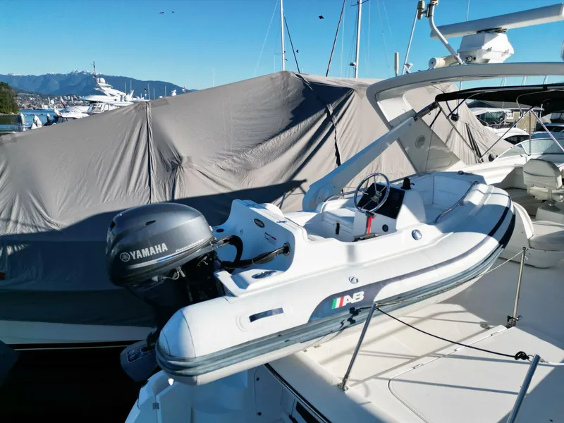 Slide: The Image of Bayliner 5288 2000 - 13