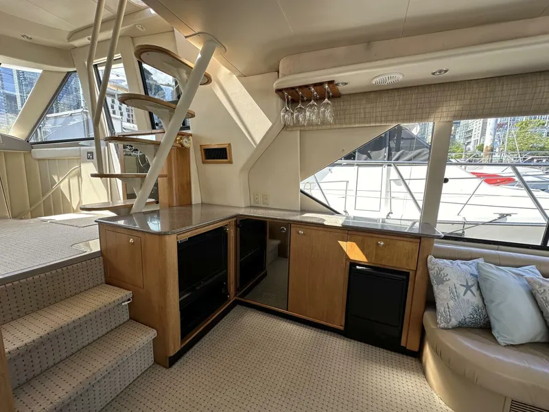 Slide: The Image of Bayliner 5288 2000 - 24