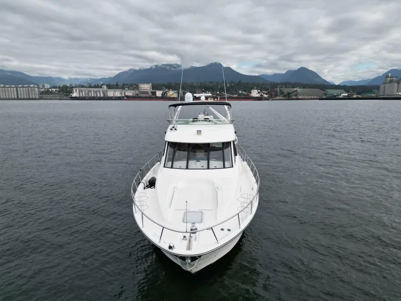 Slide: The Image of Bayliner 5288 2000 - 3