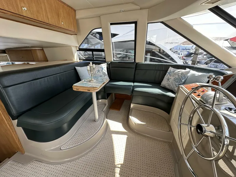 Slide: The Image of Bayliner 5288 2000 - 39