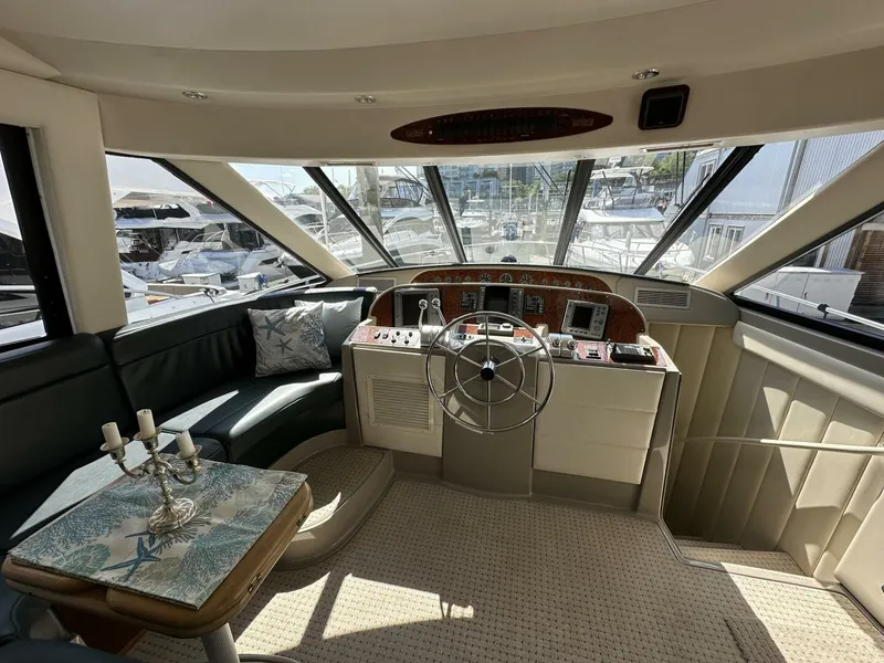 Slide: The Image of Bayliner 5288 2000 - 42