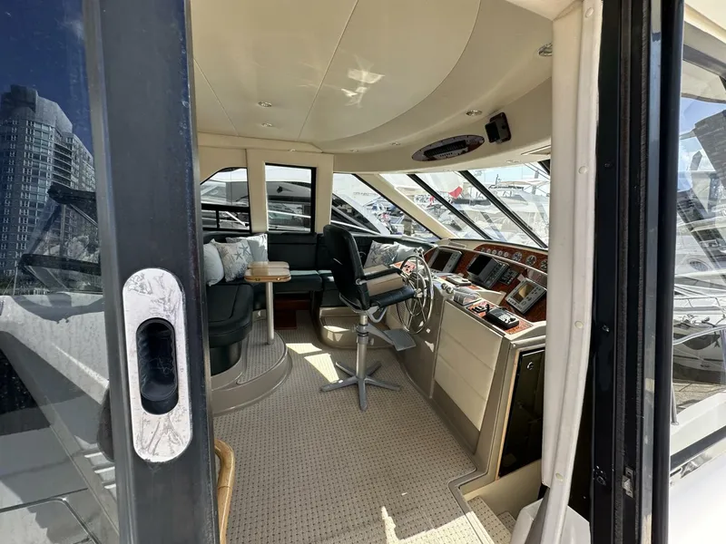 Slide: The Image of Bayliner 5288 2000 - 46