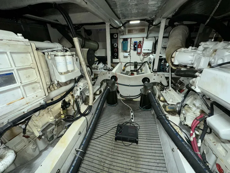Slide: The Image of Bayliner 5288 2000 - 47