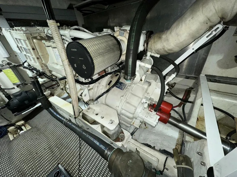Slide: The Image of Bayliner 5288 2000 - 49