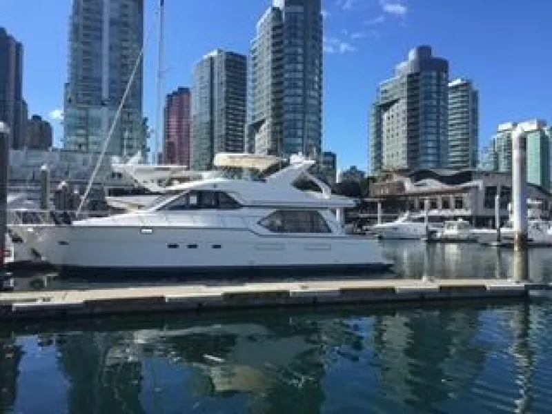 Slide: The Image of Bayliner 5288 2000 - 5
