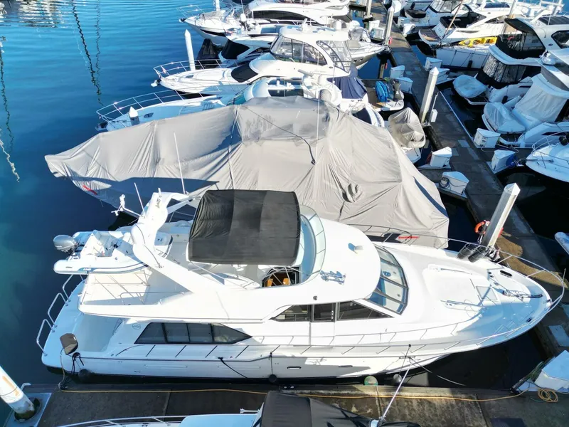 Slide: The Image of Bayliner 5288 2000 - 6