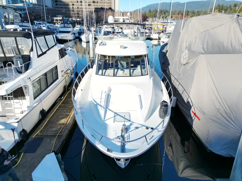 Slide: The Image of Bayliner 5288 2000 - 7