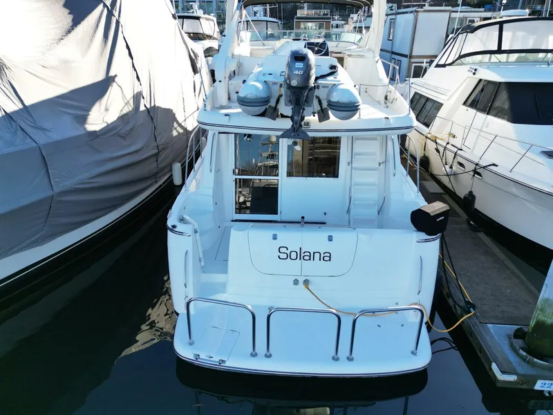 Slide: The Image of Bayliner 5288 2000 - 8