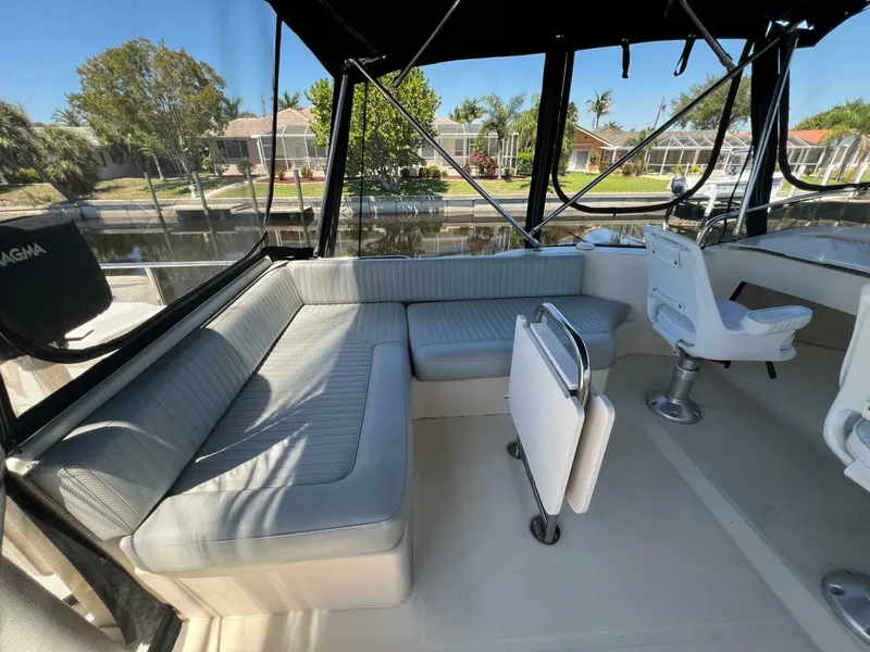 Slide: The Image of Mainship 34 2005 - 16