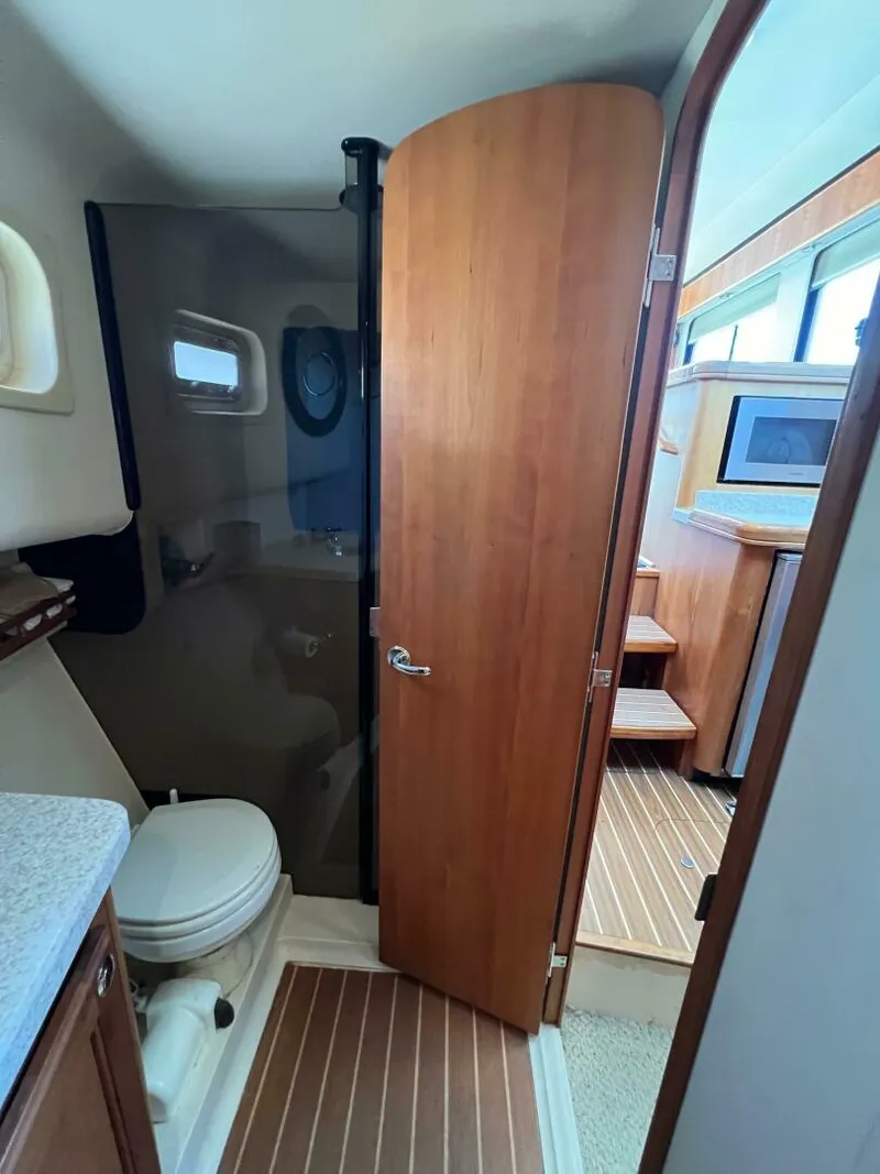Slide: The Image of Mainship 34 2005 - 7