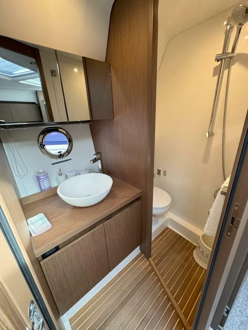 Slide: The Image of Beneteau Gran Turismo 40 2021 - 10
