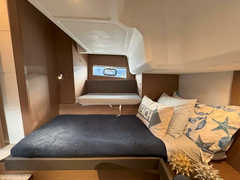 Slide: The Image of Beneteau Gran Turismo 40 2021 - 17