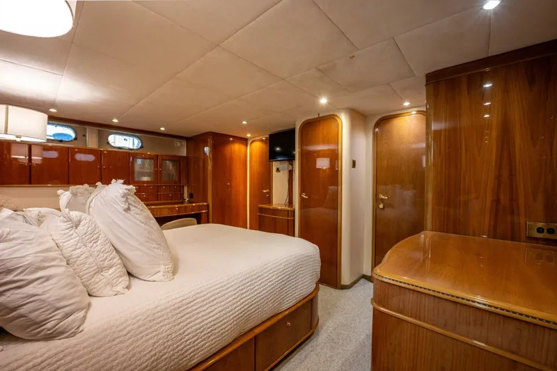 Slide: The Image of Viking 72 Princess Yacht 2002 - 48