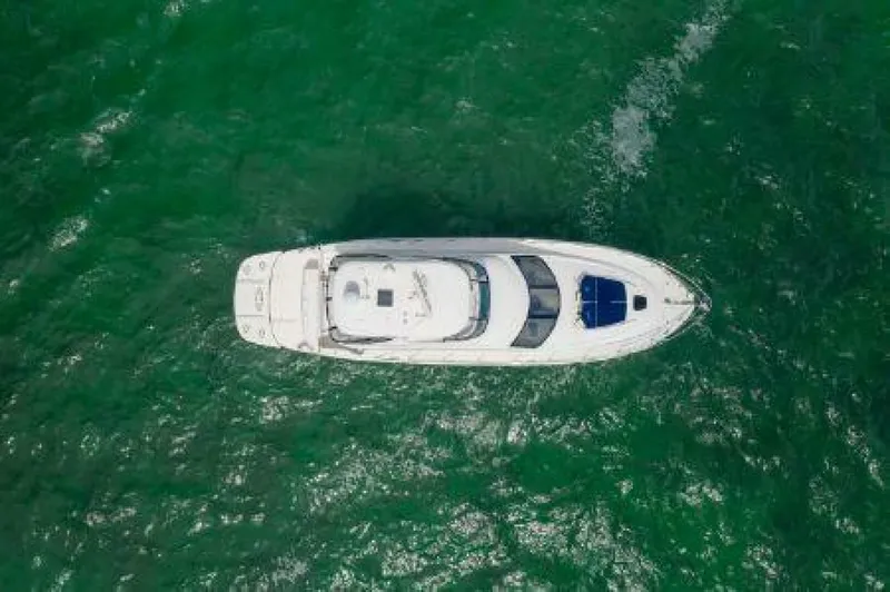 Slide: The Image of Sea Ray 520 Sedan Bridge 2007 - 3
