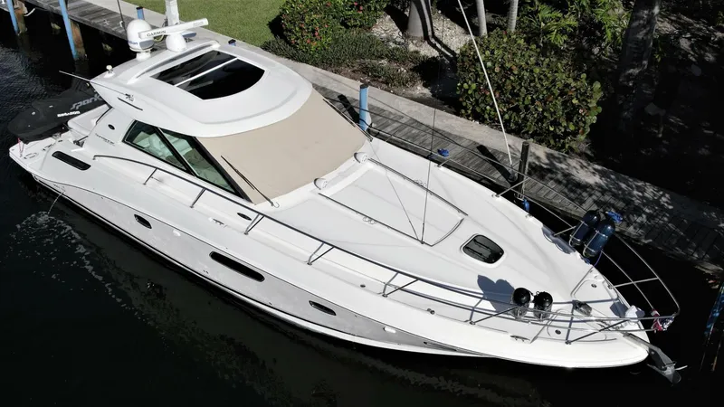 The Image of Sea Ray 45 Sundancer 2010 - 0