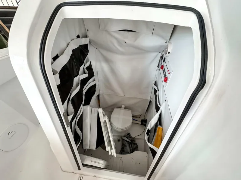 Slide: The Image of Wellcraft 263 Fisherman 2024 - 21