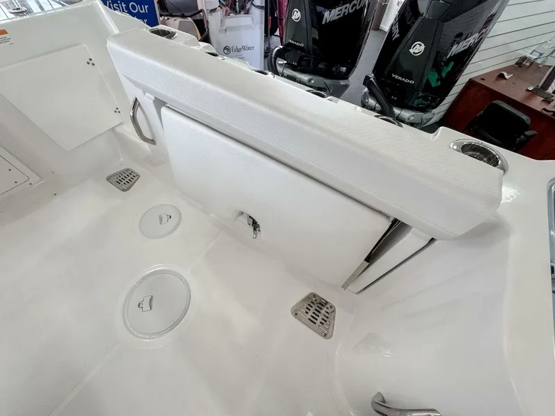 Slide: The Image of Wellcraft 263 Fisherman 2024 - 6