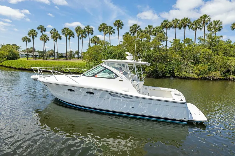Slide: The Image of Tiara 3200 Open 2006 - 5